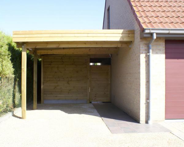 Carport adossé en bois moderne avec local intégré